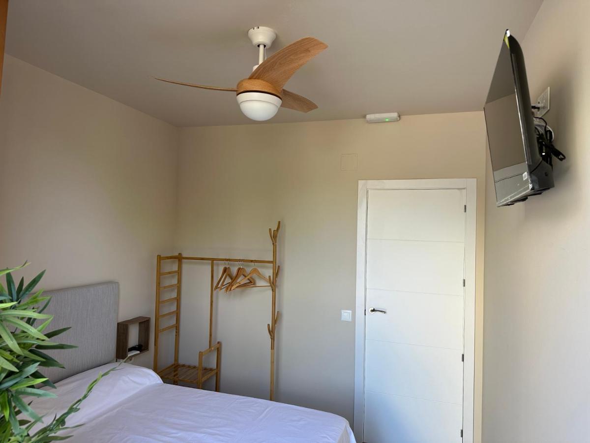 Apartamento Puente De Piedra โลโกรโญ ภายนอก รูปภาพ