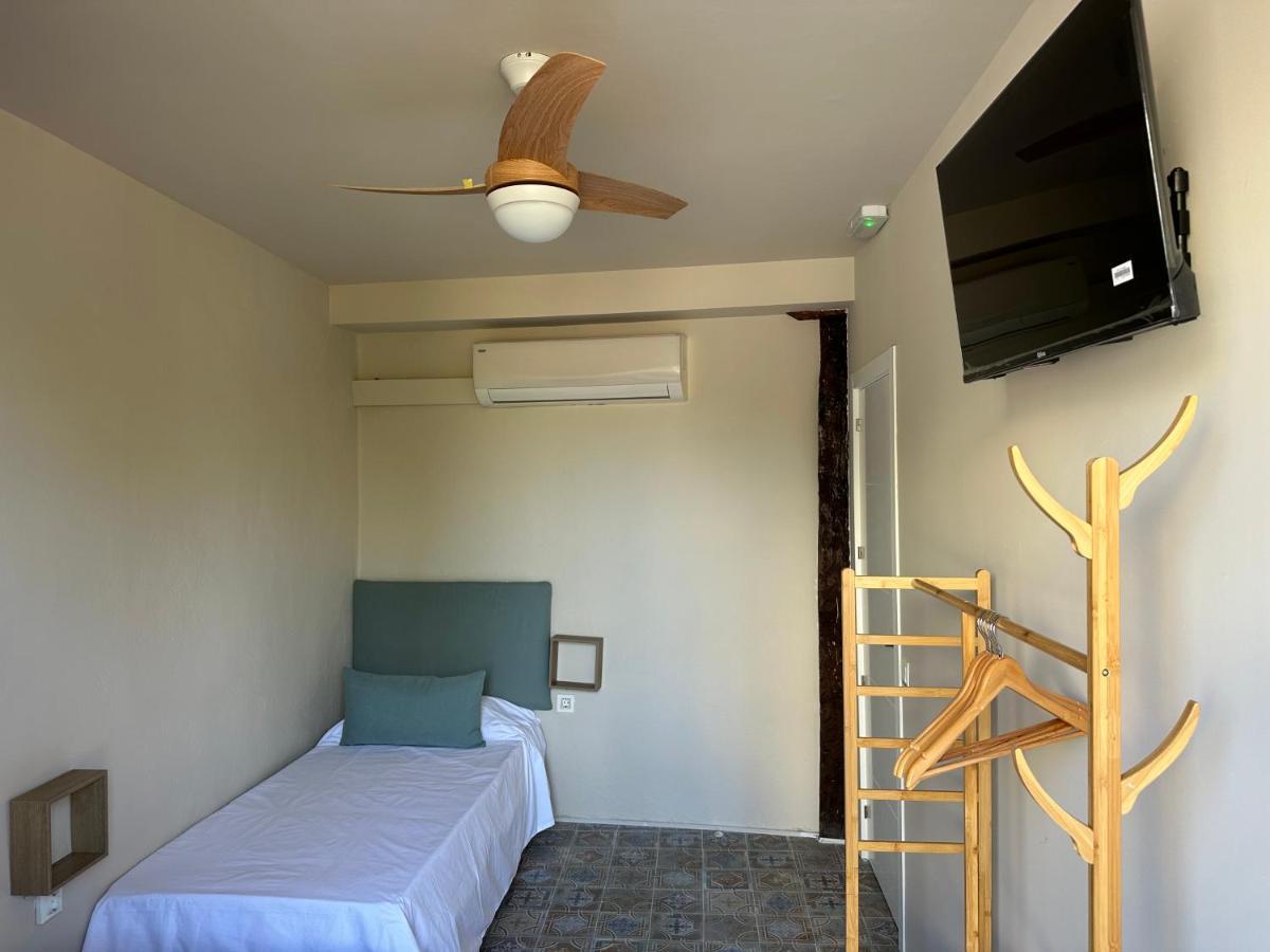 Apartamento Puente De Piedra โลโกรโญ ภายนอก รูปภาพ